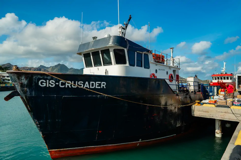 BOTE GIS CRUSADER